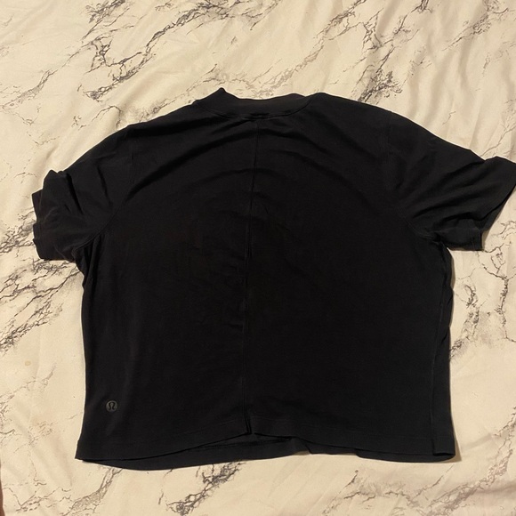 Lululemon Kitsilano Mock Neck Tee - Picture 4 of 6